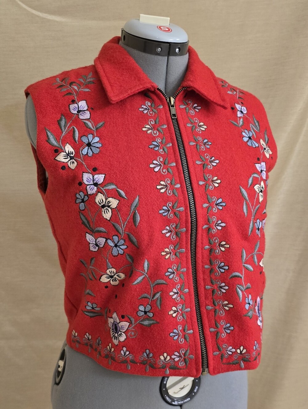 Red Sleeveless Embroidered Zip-Front Vest